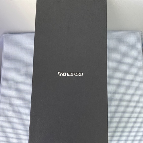 SOLD.  Waterford Crystal LISMORE DIAMOND toasting Champagne flute - Picture 4 of 11